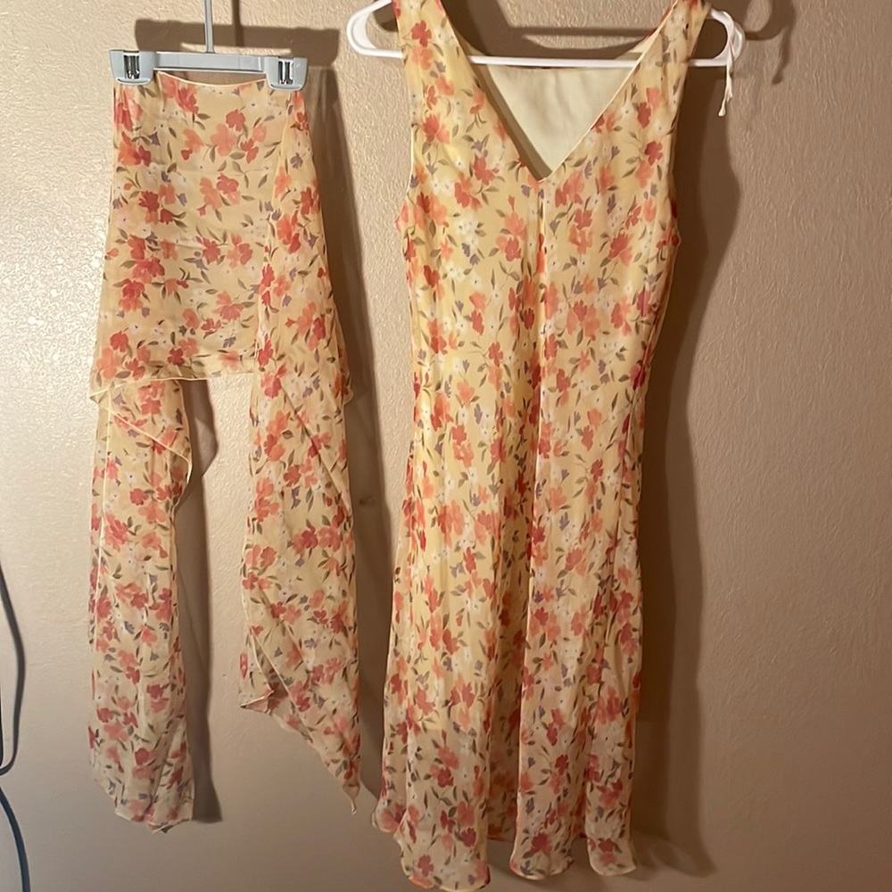 Beautiful yellow flowered sun dress with matching scarf!